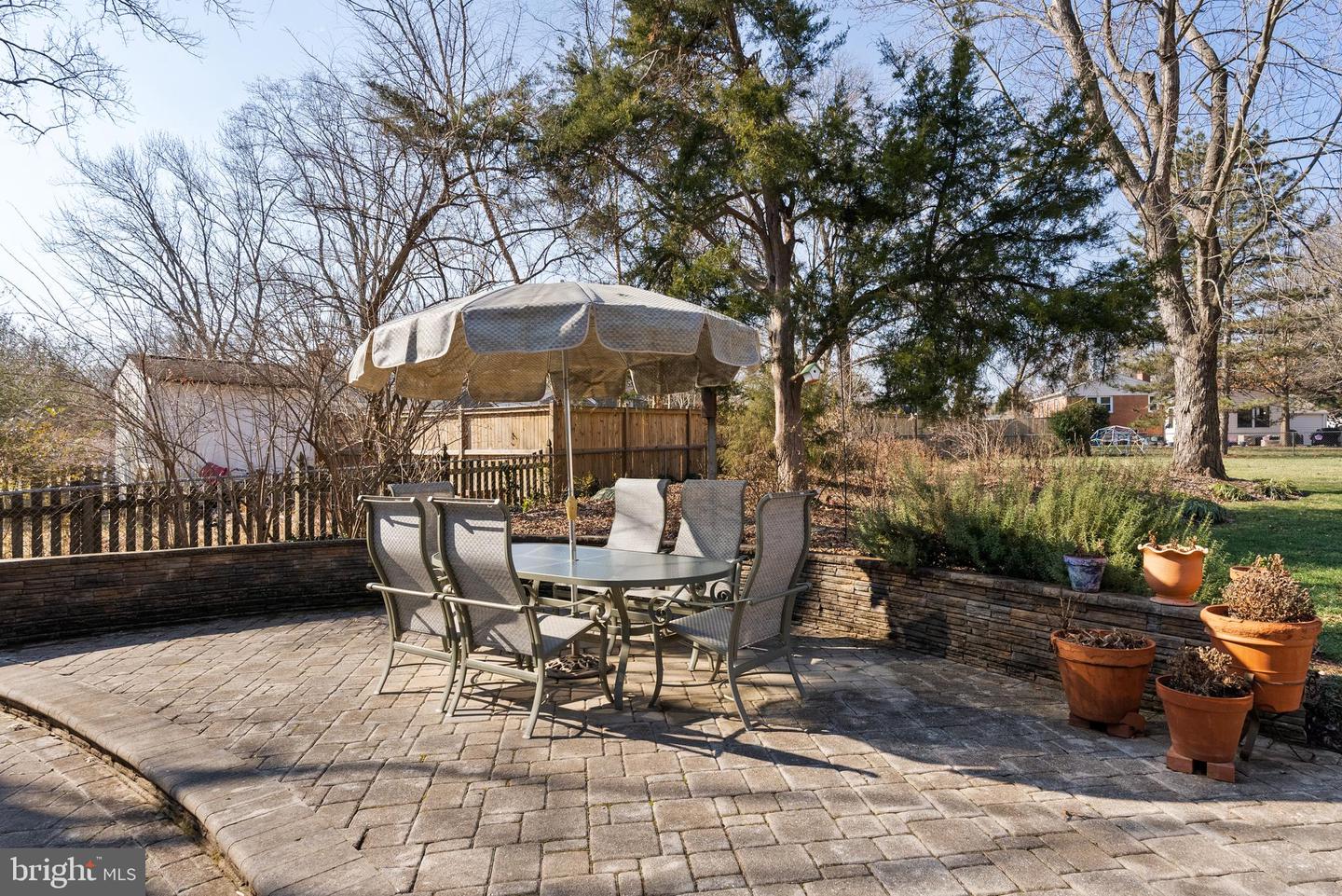 7802 WELLINGTON RD, ALEXANDRIA, Virginia 22306, 5 Bedrooms Bedrooms, ,3 BathroomsBathrooms,Residential,For sale,7802 WELLINGTON RD,VAFX2224540 MLS # VAFX2224540