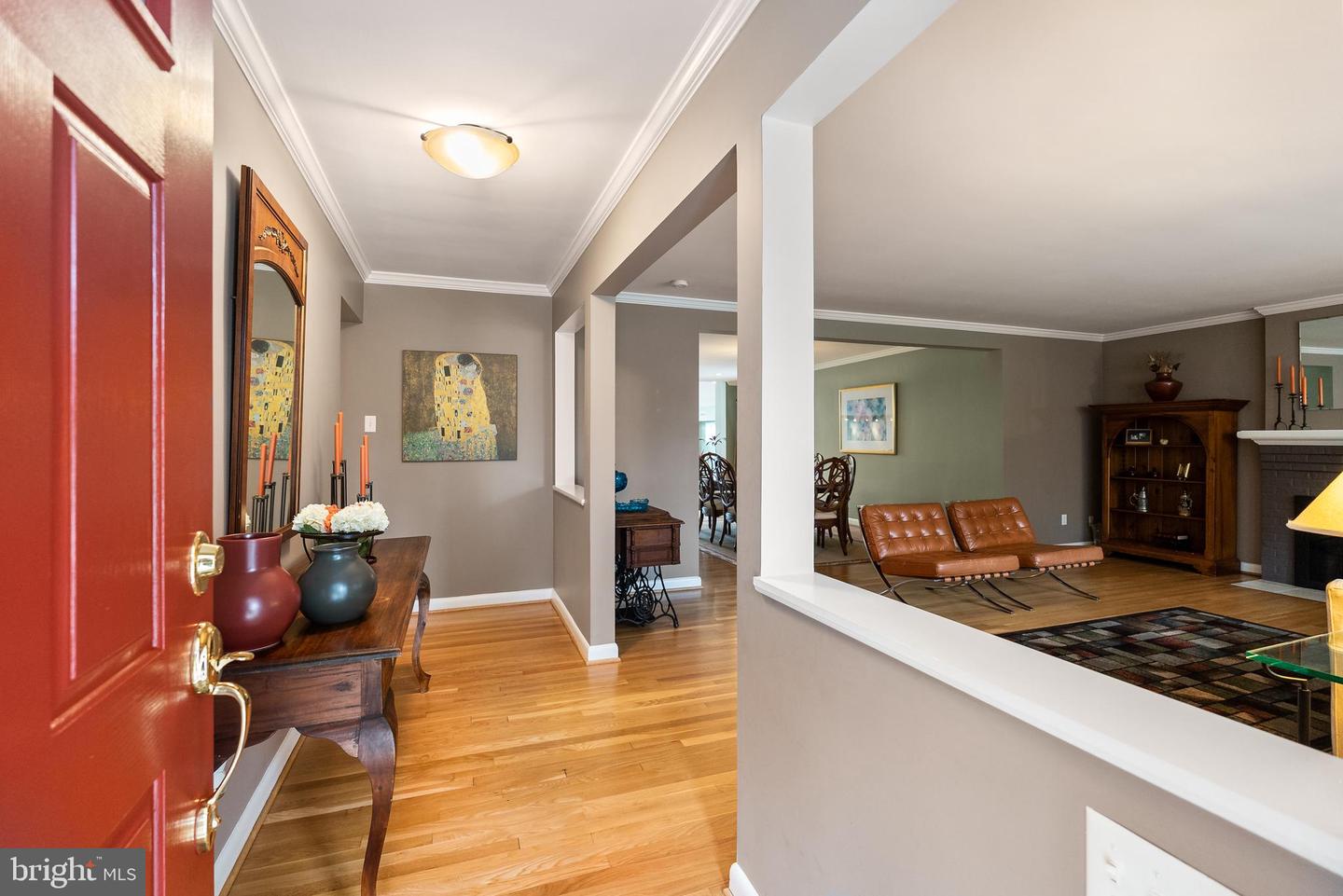 7802 WELLINGTON RD, ALEXANDRIA, Virginia 22306, 5 Bedrooms Bedrooms, ,3 BathroomsBathrooms,Residential,For sale,7802 WELLINGTON RD,VAFX2224540 MLS # VAFX2224540