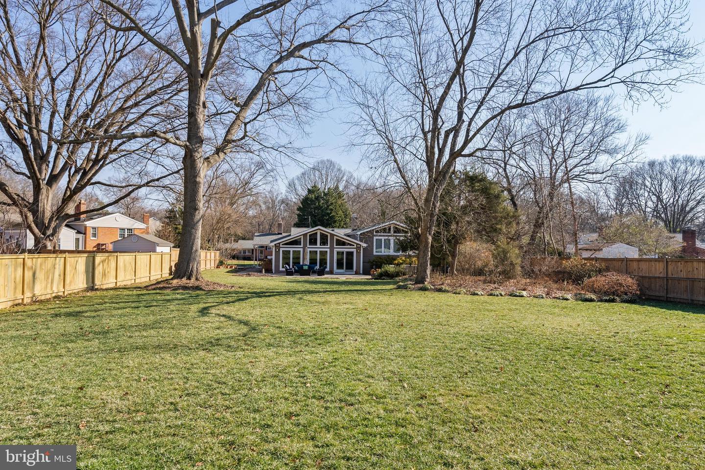 7802 WELLINGTON RD, ALEXANDRIA, Virginia 22306, 5 Bedrooms Bedrooms, ,3 BathroomsBathrooms,Residential,For sale,7802 WELLINGTON RD,VAFX2224540 MLS # VAFX2224540