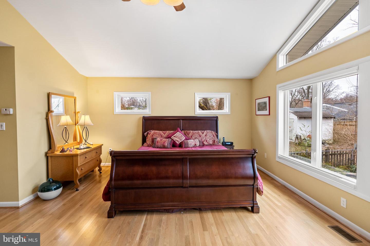 7802 WELLINGTON RD, ALEXANDRIA, Virginia 22306, 5 Bedrooms Bedrooms, ,3 BathroomsBathrooms,Residential,For sale,7802 WELLINGTON RD,VAFX2224540 MLS # VAFX2224540