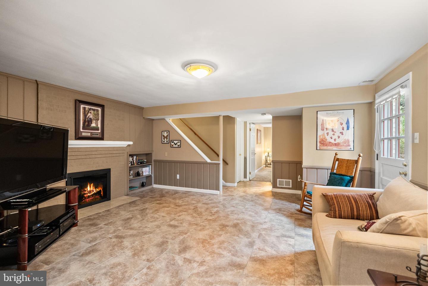 7802 WELLINGTON RD, ALEXANDRIA, Virginia 22306, 5 Bedrooms Bedrooms, ,3 BathroomsBathrooms,Residential,For sale,7802 WELLINGTON RD,VAFX2224540 MLS # VAFX2224540