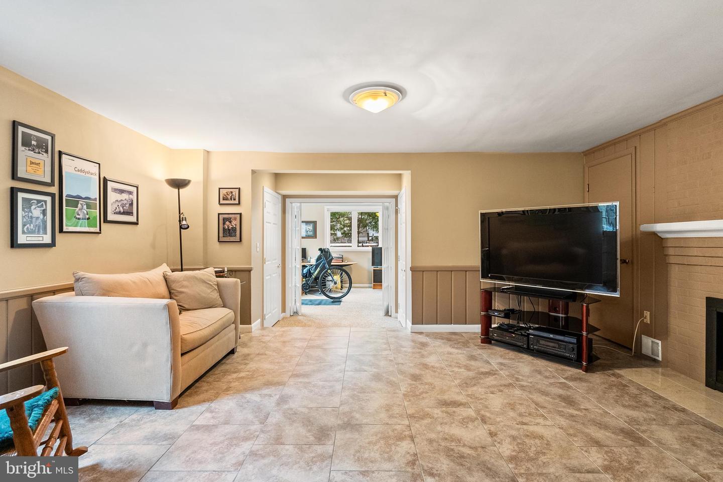 7802 WELLINGTON RD, ALEXANDRIA, Virginia 22306, 5 Bedrooms Bedrooms, ,3 BathroomsBathrooms,Residential,For sale,7802 WELLINGTON RD,VAFX2224540 MLS # VAFX2224540