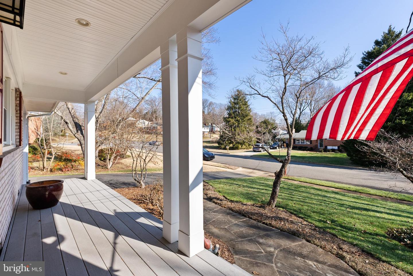 7802 WELLINGTON RD, ALEXANDRIA, Virginia 22306, 5 Bedrooms Bedrooms, ,3 BathroomsBathrooms,Residential,For sale,7802 WELLINGTON RD,VAFX2224540 MLS # VAFX2224540