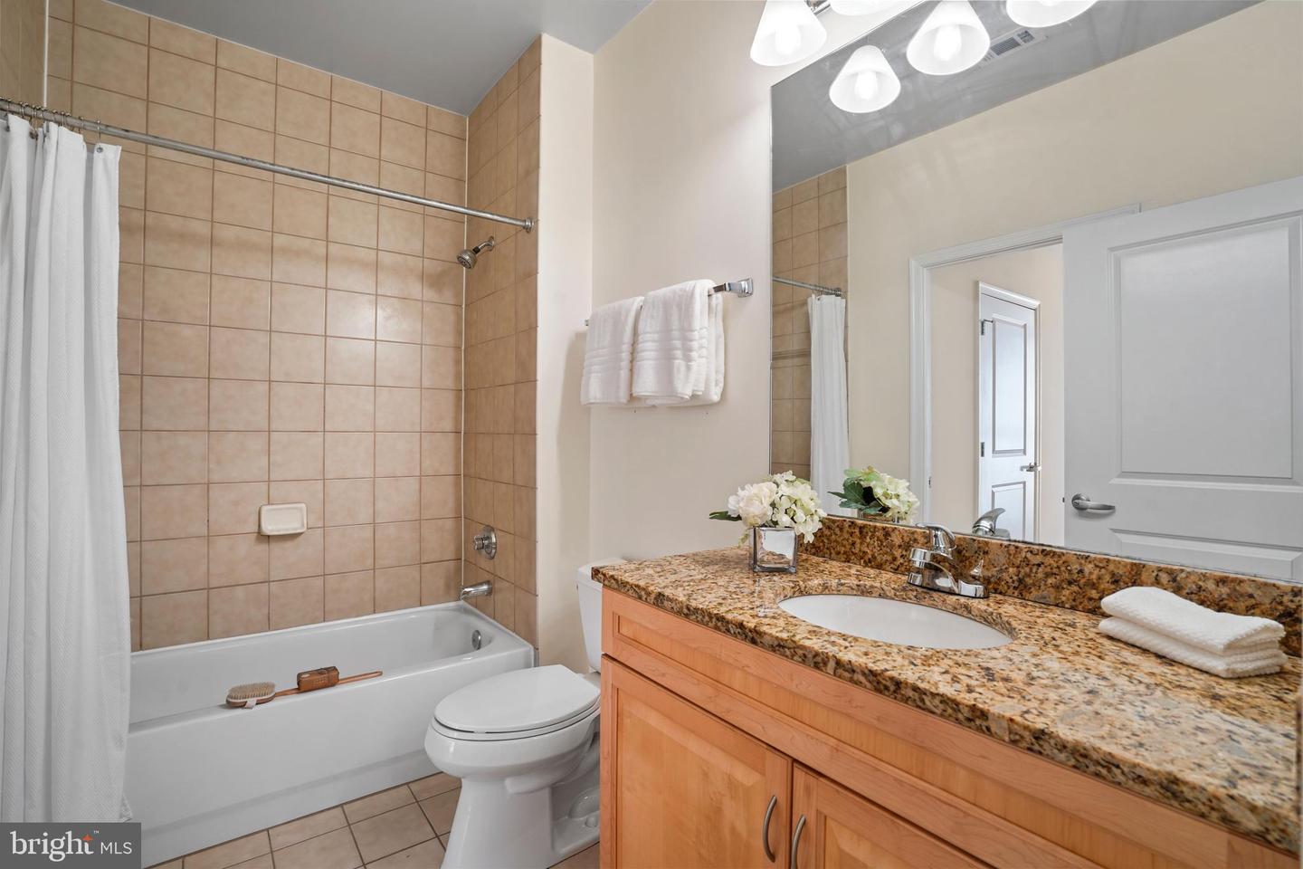 1111 25TH ST NW #403, WASHINGTON, District Of Columbia 20037, 1 Bedroom Bedrooms, ,1 BathroomBathrooms,Residential,For sale,1111 25TH ST NW #403,DCDC2188152 MLS # DCDC2188152