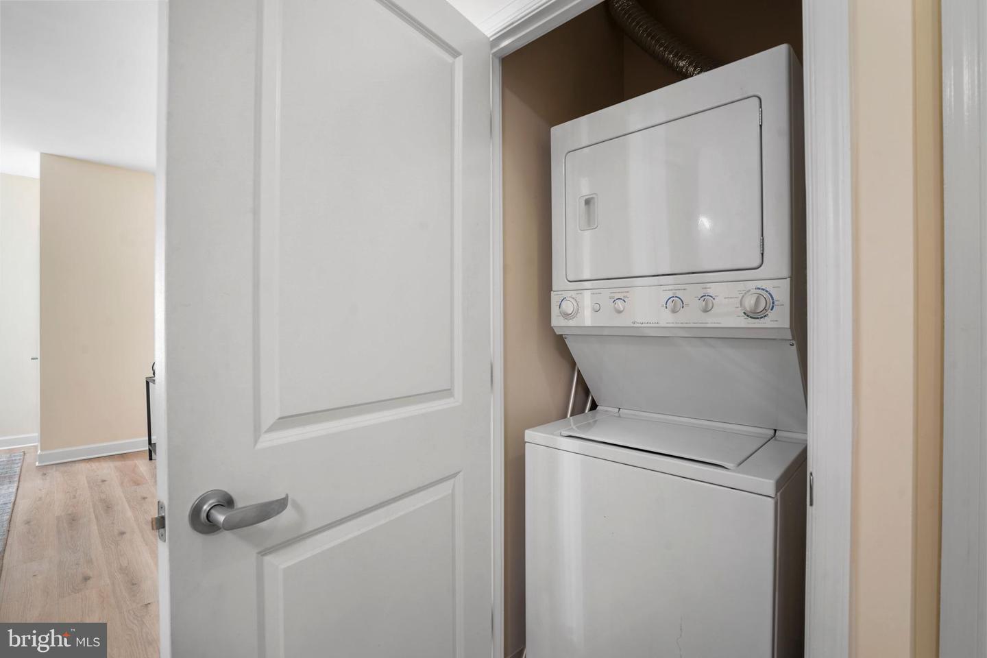 1111 25TH ST NW #403, WASHINGTON, District Of Columbia 20037, 1 Bedroom Bedrooms, ,1 BathroomBathrooms,Residential,For sale,1111 25TH ST NW #403,DCDC2188152 MLS # DCDC2188152