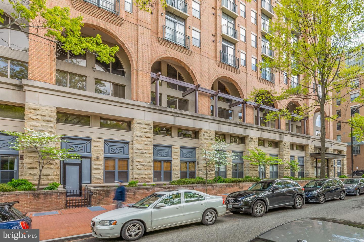 1111 25TH ST NW #403, WASHINGTON, District Of Columbia 20037, 1 Bedroom Bedrooms, ,1 BathroomBathrooms,Residential,For sale,1111 25TH ST NW #403,DCDC2188152 MLS # DCDC2188152