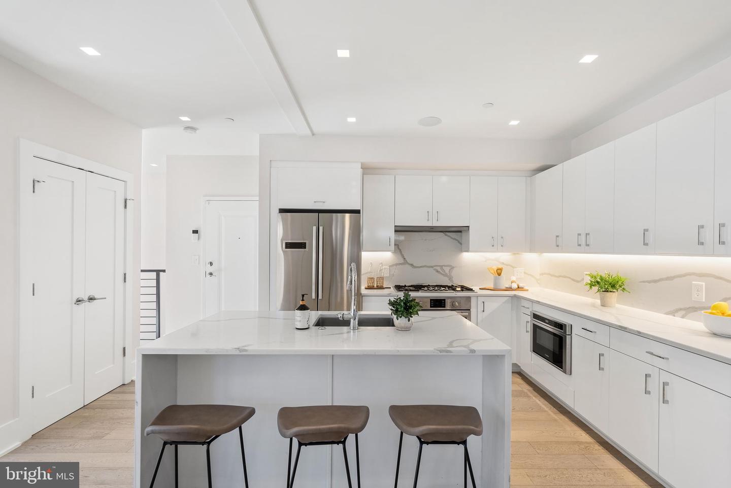 1001 MONROE ST NW #1, WASHINGTON, District Of Columbia 20010, 3 Bedrooms Bedrooms, ,2 BathroomsBathrooms,Residential,For sale,1001 MONROE ST NW #1,DCDC2185760 MLS # DCDC2185760