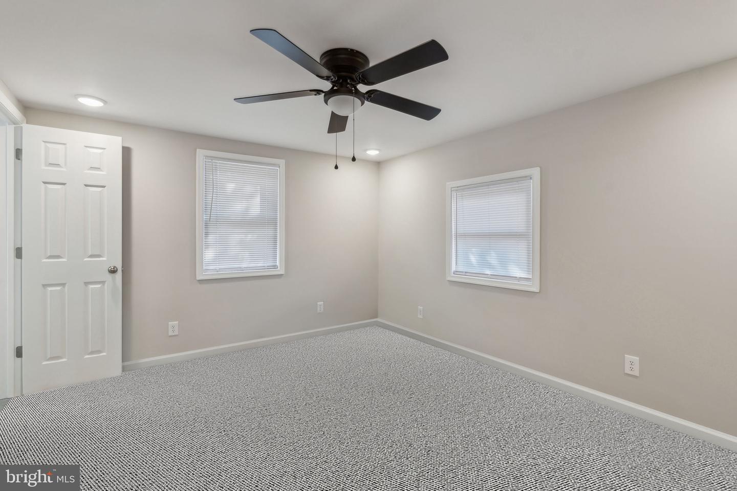 2215 W HOOVER RD, HAYWOOD, Virginia 22722, 4 Bedrooms Bedrooms, ,3 BathroomsBathrooms,Residential,For sale,2215 W HOOVER RD,VAMA2002064 MLS # VAMA2002064