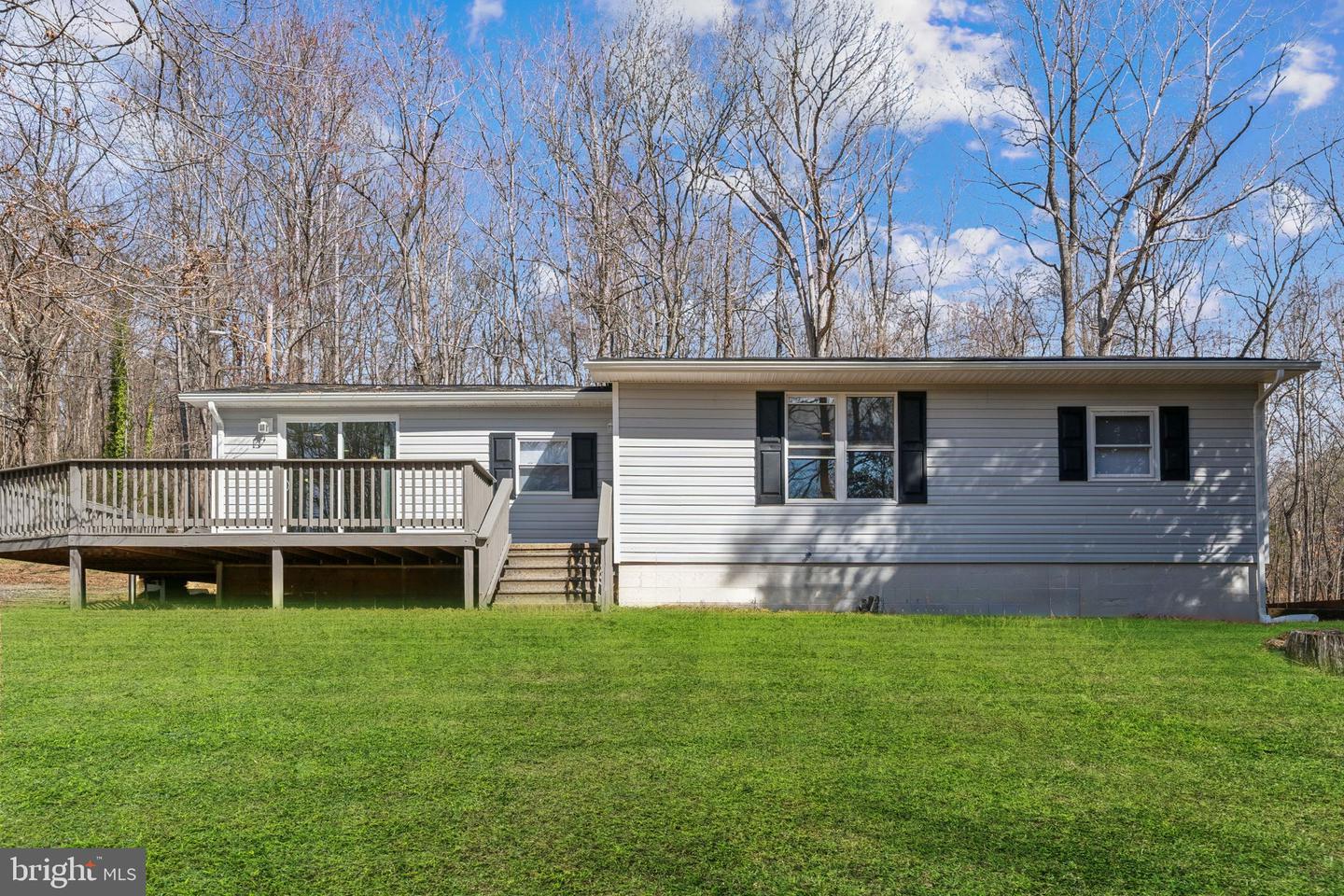 2215 W HOOVER RD, HAYWOOD, Virginia 22722, 4 Bedrooms Bedrooms, ,3 BathroomsBathrooms,Residential,For sale,2215 W HOOVER RD,VAMA2002064 MLS # VAMA2002064