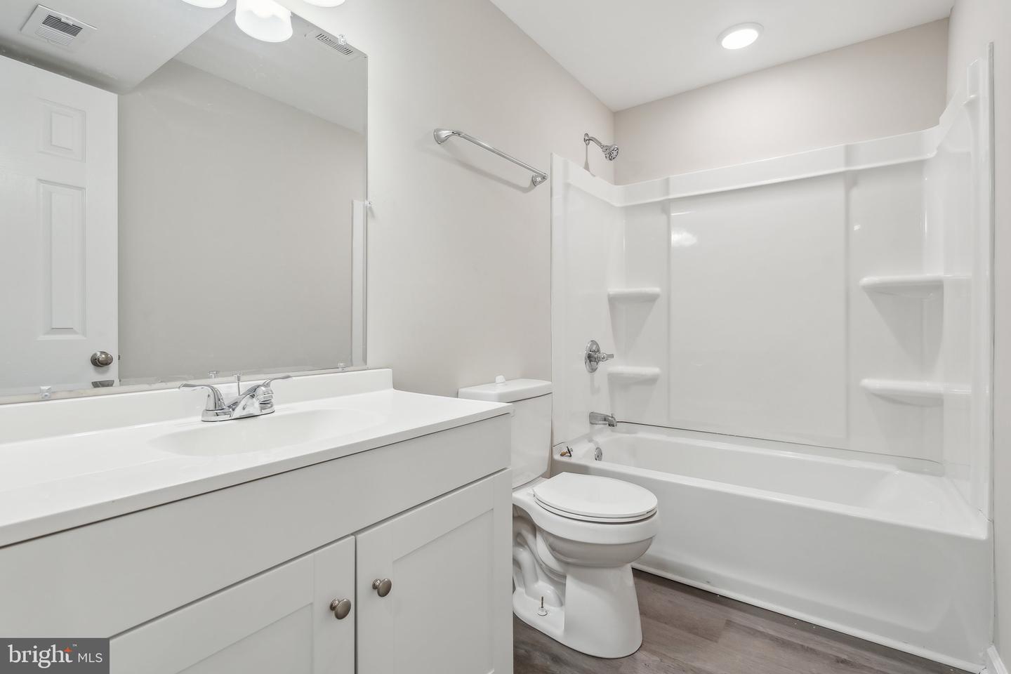 2215 W HOOVER RD, HAYWOOD, Virginia 22722, 4 Bedrooms Bedrooms, ,3 BathroomsBathrooms,Residential,For sale,2215 W HOOVER RD,VAMA2002064 MLS # VAMA2002064