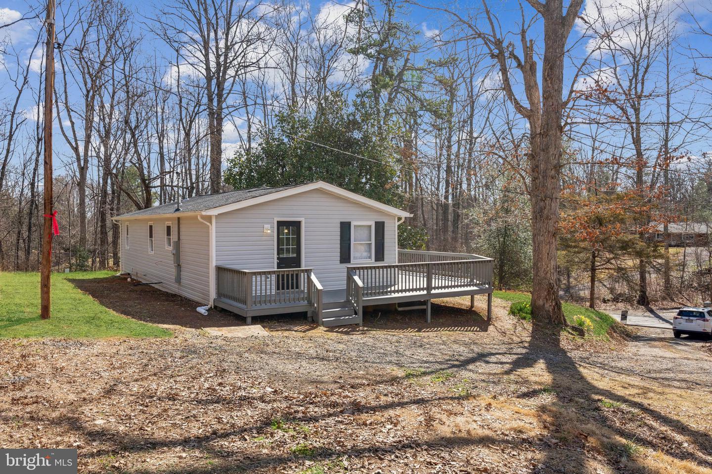 2215 W HOOVER RD, HAYWOOD, Virginia 22722, 4 Bedrooms Bedrooms, ,3 BathroomsBathrooms,Residential,For sale,2215 W HOOVER RD,VAMA2002064 MLS # VAMA2002064