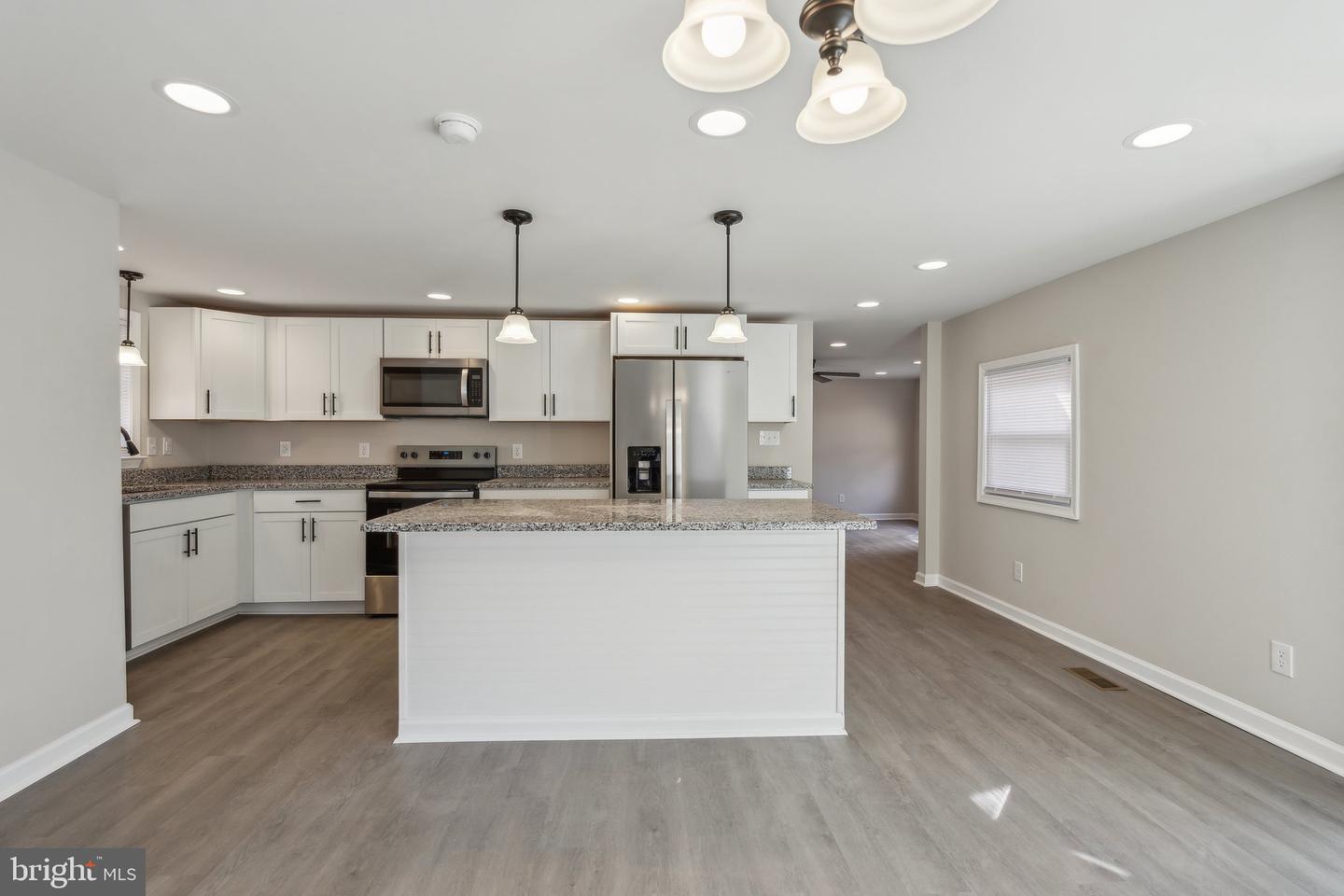 2215 W HOOVER RD, HAYWOOD, Virginia 22722, 4 Bedrooms Bedrooms, ,3 BathroomsBathrooms,Residential,For sale,2215 W HOOVER RD,VAMA2002064 MLS # VAMA2002064