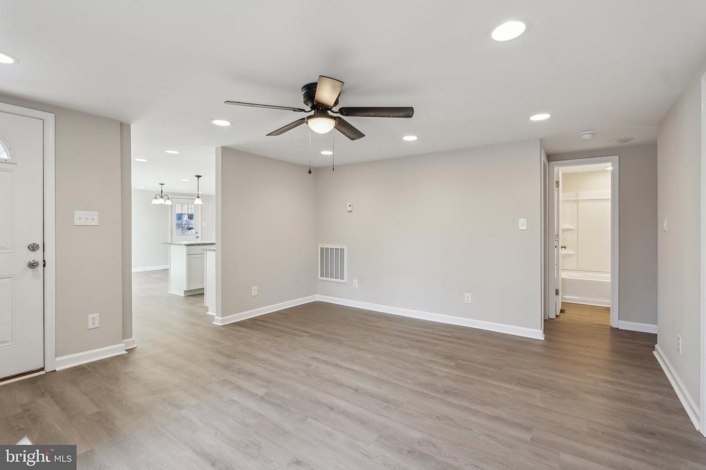 2215 W HOOVER RD, HAYWOOD, Virginia 22722, 4 Bedrooms Bedrooms, ,3 BathroomsBathrooms,Residential,For sale,2215 W HOOVER RD,VAMA2002064 MLS # VAMA2002064
