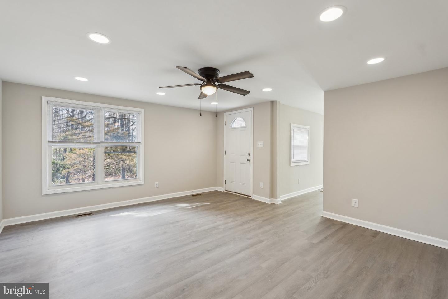 2215 W HOOVER RD, HAYWOOD, Virginia 22722, 4 Bedrooms Bedrooms, ,3 BathroomsBathrooms,Residential,For sale,2215 W HOOVER RD,VAMA2002064 MLS # VAMA2002064