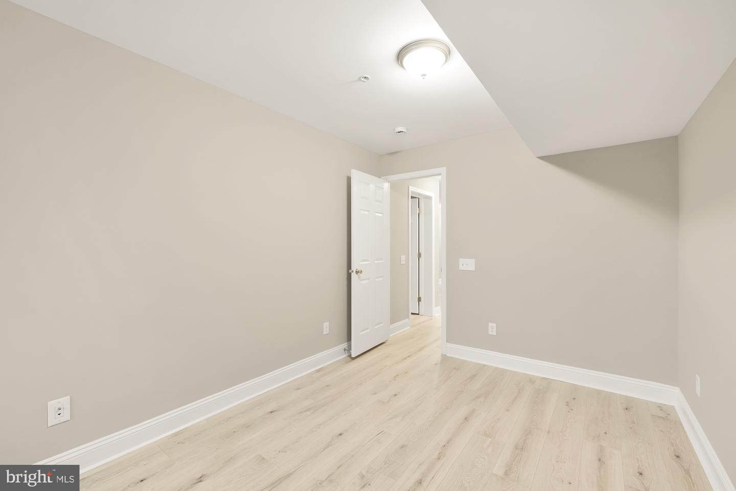 1753 W SE #C, WASHINGTON, District Of Columbia 20020, 2 Bedrooms Bedrooms, ,2 BathroomsBathrooms,Residential,For sale,1753 W SE #C,DCDC2186884 MLS # DCDC2186884