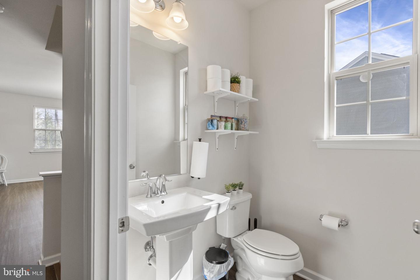 3999 BRADYS HILL RD, TRIANGLE, Virginia 22172, 4 Bedrooms Bedrooms, ,3 BathroomsBathrooms,Residential,For sale,3999 BRADYS HILL RD,VAPW2089564 MLS # VAPW2089564