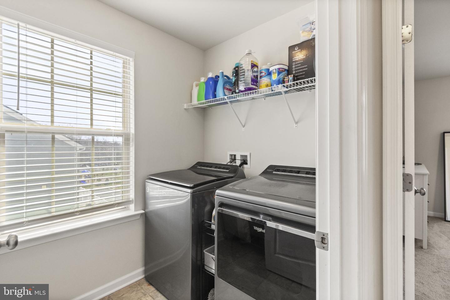 3999 BRADYS HILL RD, TRIANGLE, Virginia 22172, 4 Bedrooms Bedrooms, ,3 BathroomsBathrooms,Residential,For sale,3999 BRADYS HILL RD,VAPW2089564 MLS # VAPW2089564