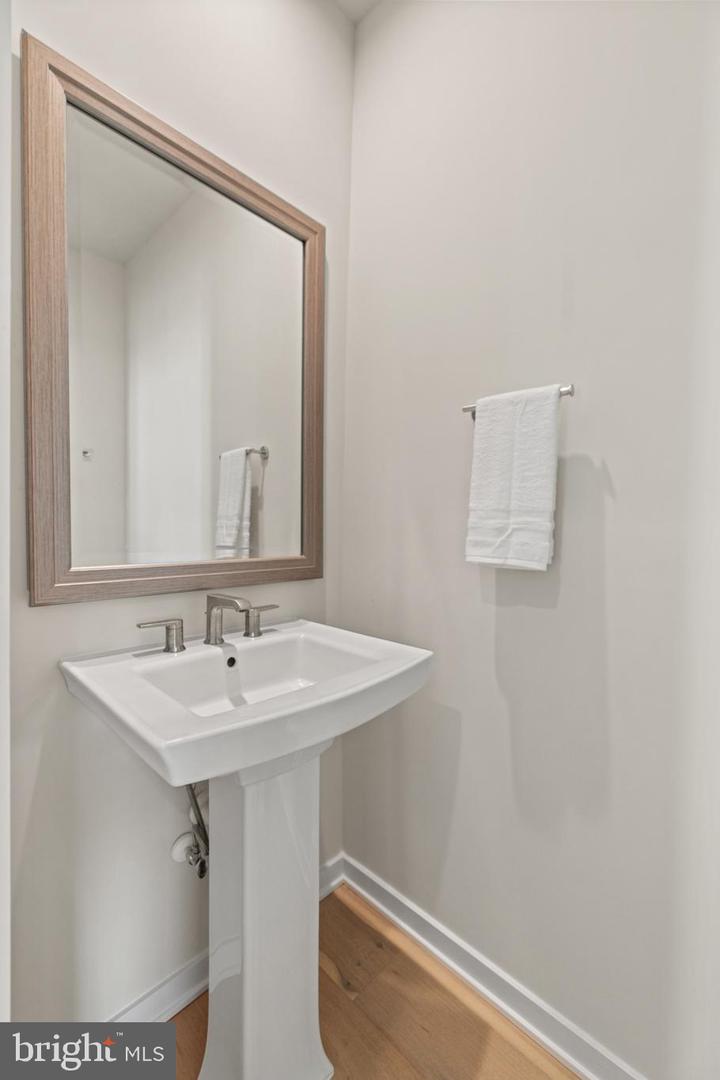 43481 WILCOX TER, ASHBURN, Virginia 20148, 4 Bedrooms Bedrooms, ,3 BathroomsBathrooms,Residential,For sale,43481 WILCOX TER,VALO2091028 MLS # VALO2091028