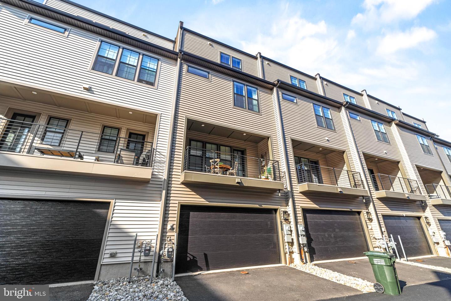 43481 WILCOX TER, ASHBURN, Virginia 20148, 4 Bedrooms Bedrooms, ,3 BathroomsBathrooms,Residential,For sale,43481 WILCOX TER,VALO2091028 MLS # VALO2091028