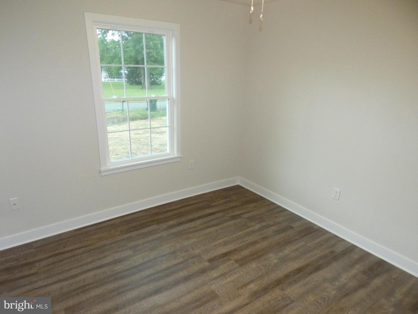 65 COLUMBIA RD, COLONIAL BEACH, Virginia 22443, 3 Bedrooms Bedrooms, ,2 BathroomsBathrooms,Residential,For sale,65 COLUMBIA RD,VAWE2008432 MLS # VAWE2008432