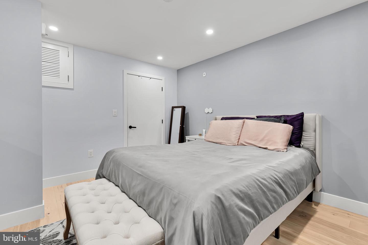 1390 V ST NW #303, WASHINGTON, District Of Columbia 20009, 1 Bedroom Bedrooms, ,1 BathroomBathrooms,Residential,For sale,1390 V ST NW #303,DCDC2190358 MLS # DCDC2190358