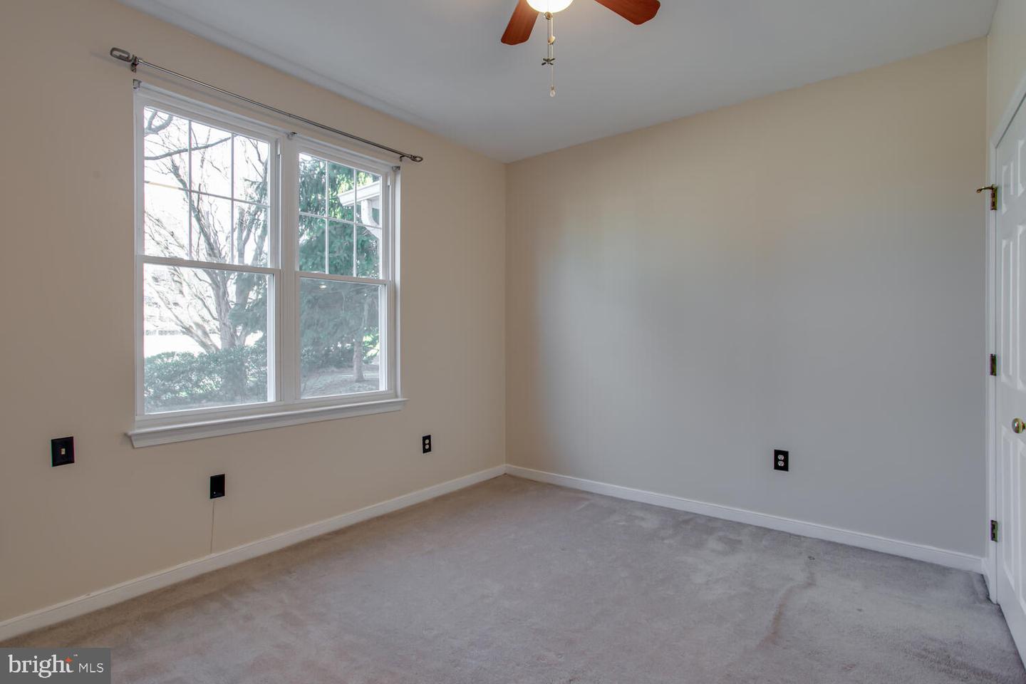 1625 INTERNATIONAL DR #116, MCLEAN, Virginia 22102, 2 Bedrooms Bedrooms, ,2 BathroomsBathrooms,Residential,For sale,1625 INTERNATIONAL DR #116,VAFX2228004 MLS # VAFX2228004