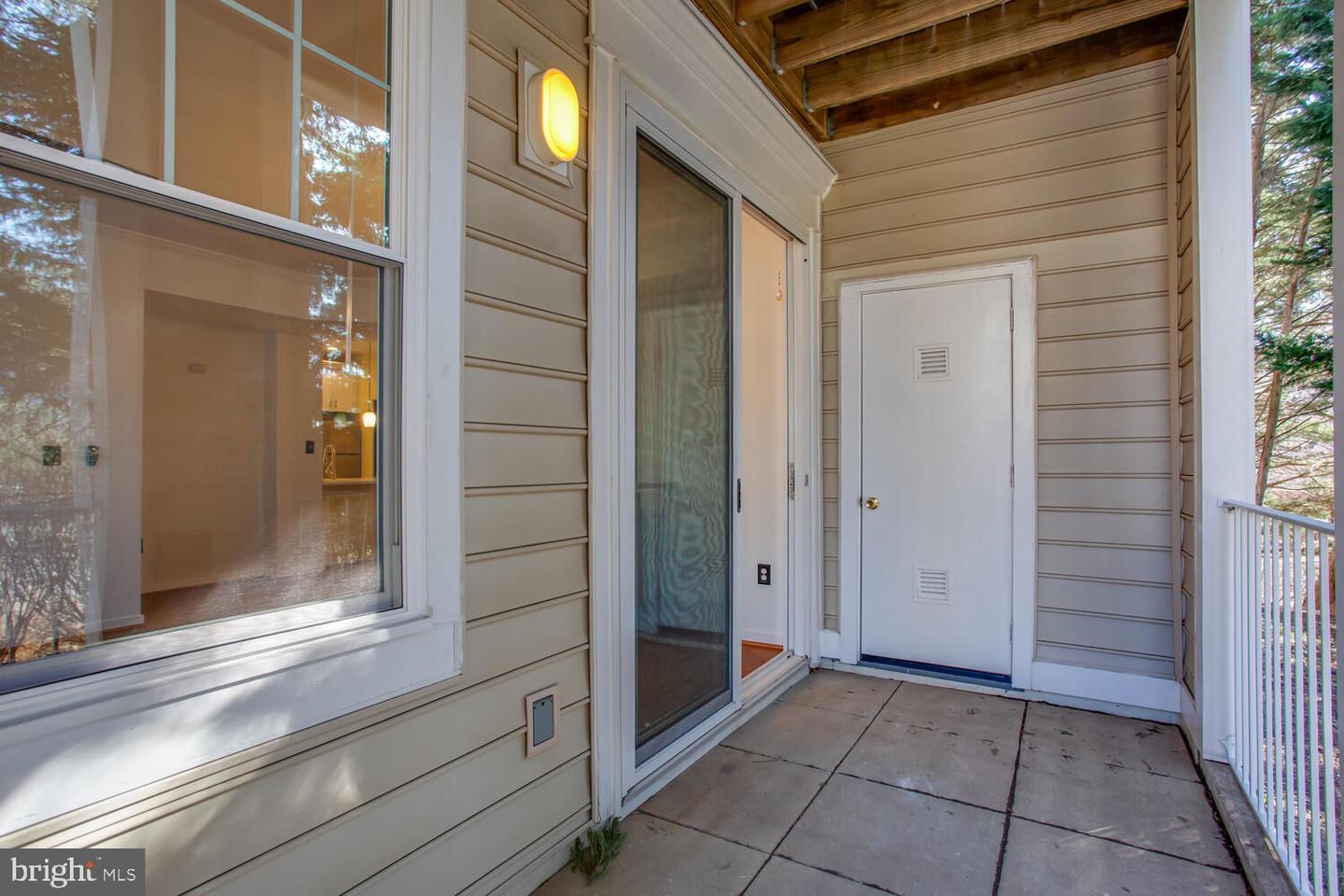 1625 INTERNATIONAL DR #116, MCLEAN, Virginia 22102, 2 Bedrooms Bedrooms, ,2 BathroomsBathrooms,Residential,For sale,1625 INTERNATIONAL DR #116,VAFX2228004 MLS # VAFX2228004
