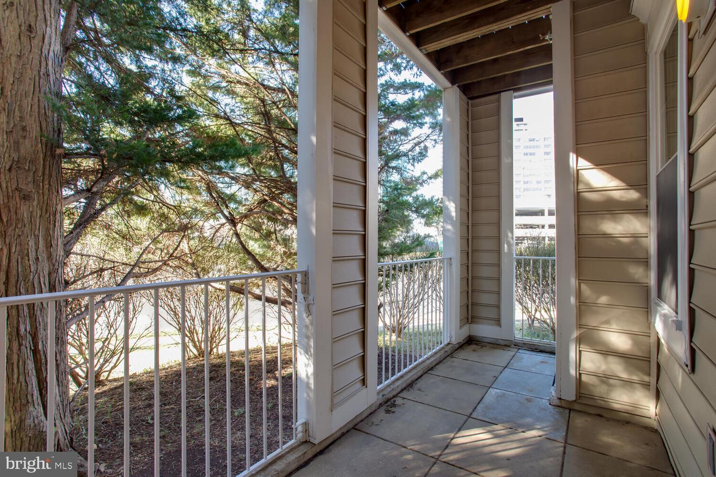 1625 INTERNATIONAL DR #116, MCLEAN, Virginia 22102, 2 Bedrooms Bedrooms, ,2 BathroomsBathrooms,Residential,For sale,1625 INTERNATIONAL DR #116,VAFX2228004 MLS # VAFX2228004