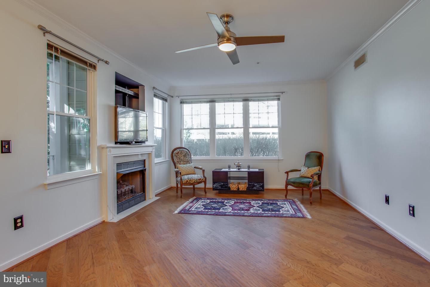 1625 INTERNATIONAL DR #116, MCLEAN, Virginia 22102, 2 Bedrooms Bedrooms, ,2 BathroomsBathrooms,Residential,For sale,1625 INTERNATIONAL DR #116,VAFX2228004 MLS # VAFX2228004
