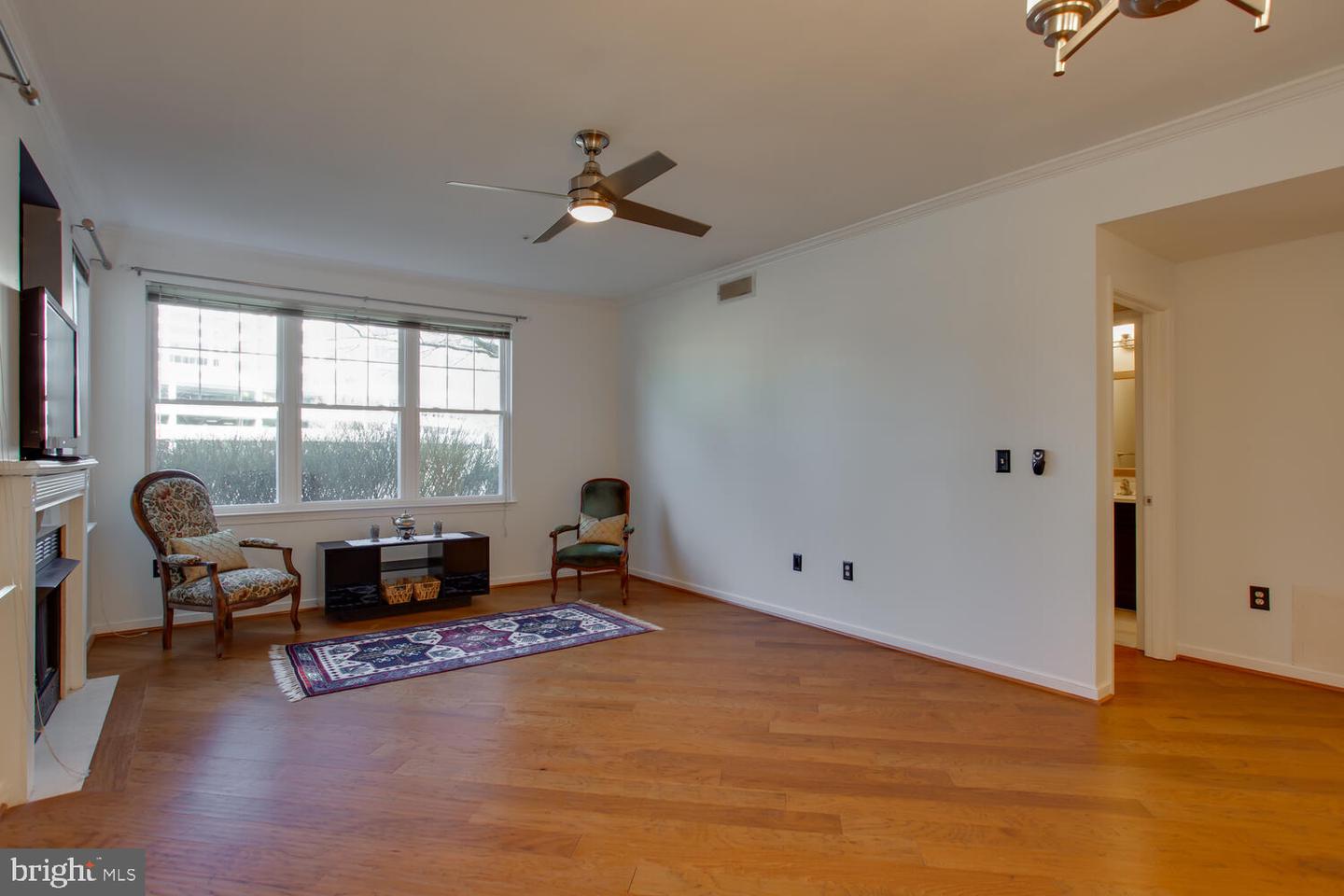 1625 INTERNATIONAL DR #116, MCLEAN, Virginia 22102, 2 Bedrooms Bedrooms, ,2 BathroomsBathrooms,Residential,For sale,1625 INTERNATIONAL DR #116,VAFX2228004 MLS # VAFX2228004