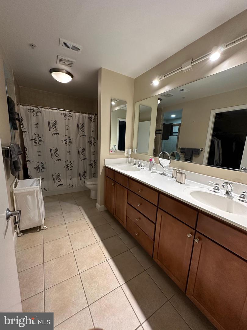 400 MASSACHUSETTS AVE NW #1214, WASHINGTON, District Of Columbia 20001, 2 Bedrooms Bedrooms, ,2 BathroomsBathrooms,Residential,For sale,400 MASSACHUSETTS AVE NW #1214,DCDC2190674 MLS # DCDC2190674