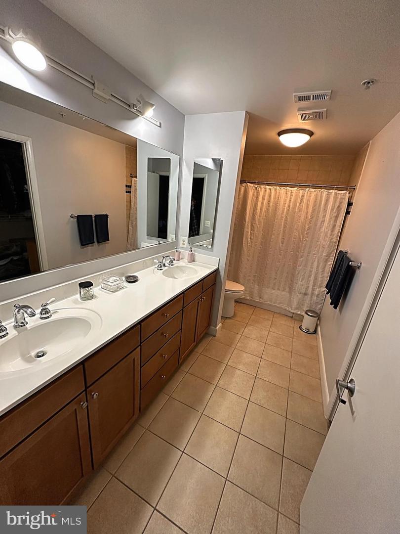 400 MASSACHUSETTS AVE NW #1214, WASHINGTON, District Of Columbia 20001, 2 Bedrooms Bedrooms, ,2 BathroomsBathrooms,Residential,For sale,400 MASSACHUSETTS AVE NW #1214,DCDC2190674 MLS # DCDC2190674