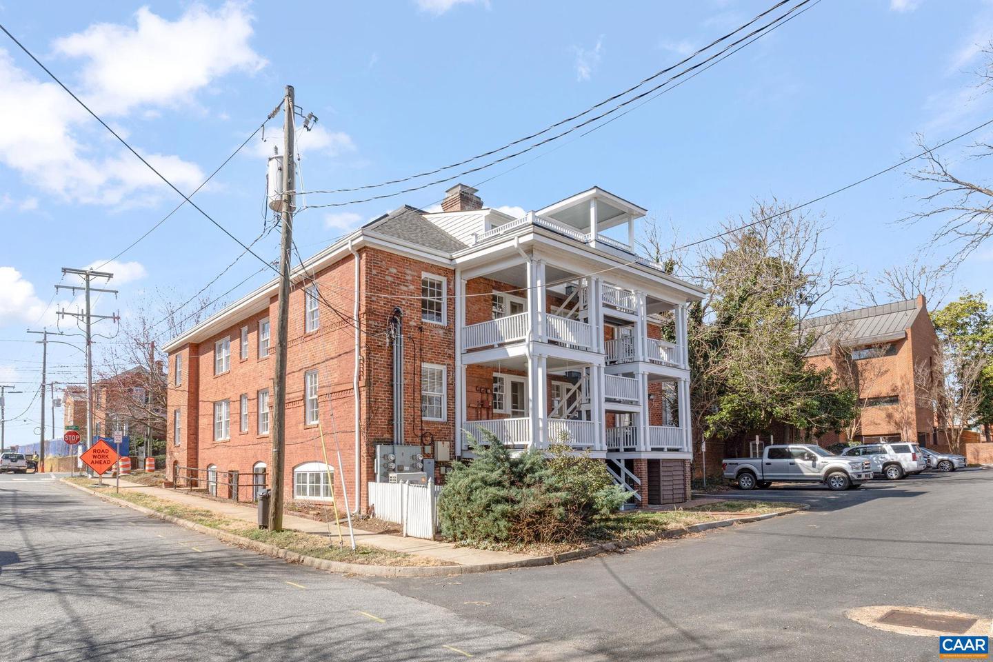 619 E HIGH ST #2, CHARLOTTESVILLE, Virginia 22902, 3 Bedrooms Bedrooms, ,1 BathroomBathrooms,Residential,For sale,619 E HIGH ST #2,662126 MLS # 662126