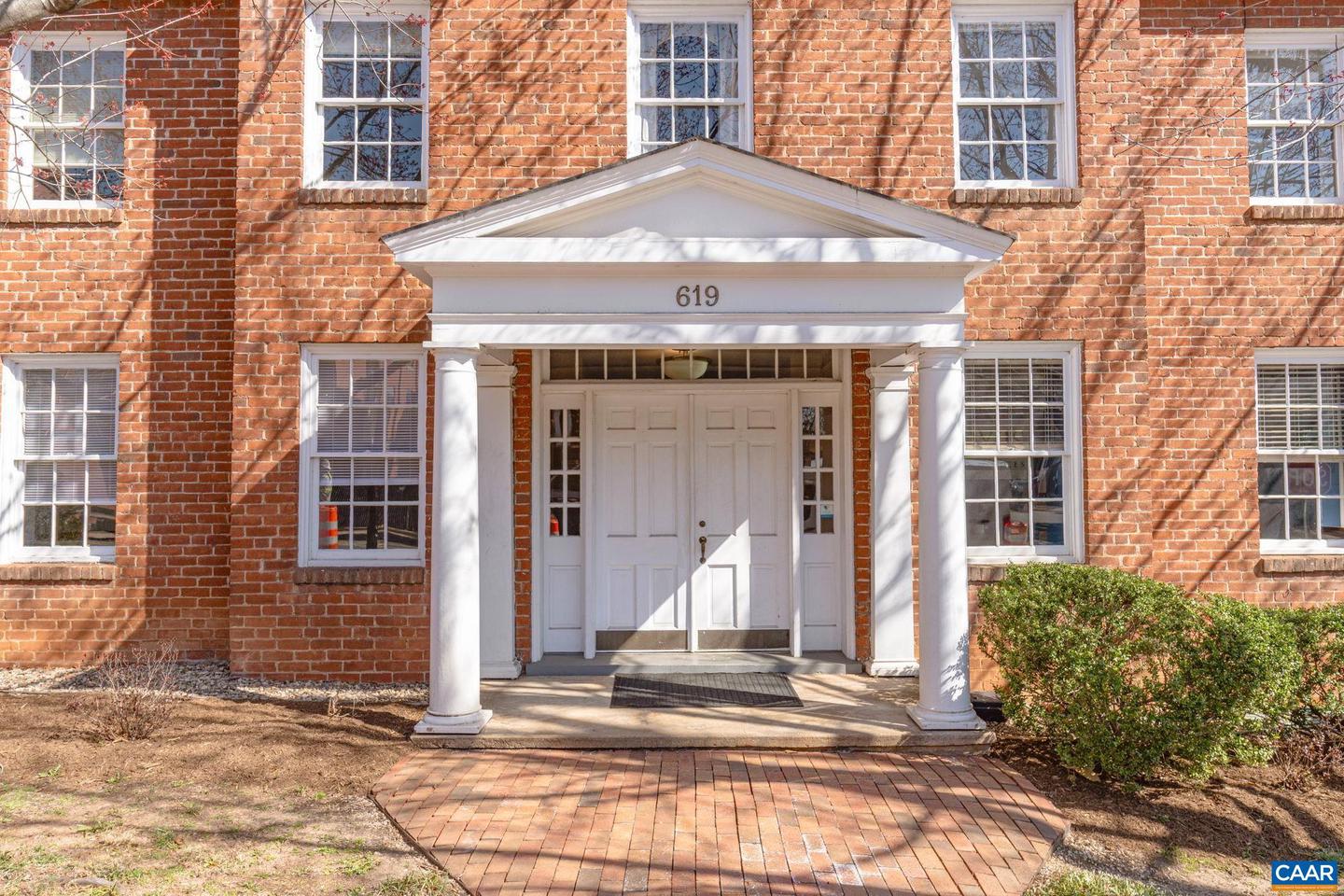 619 E HIGH ST #2, CHARLOTTESVILLE, Virginia 22902, 3 Bedrooms Bedrooms, ,1 BathroomBathrooms,Residential,For sale,619 E HIGH ST #2,662126 MLS # 662126