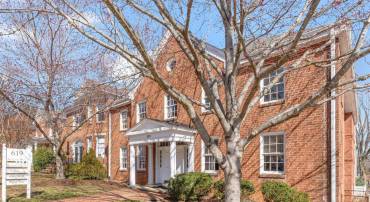 619 E HIGH ST #2, CHARLOTTESVILLE, Virginia 22902, 3 Bedrooms Bedrooms, ,1 BathroomBathrooms,Residential,For sale,619 E HIGH ST #2,662126 MLS # 662126