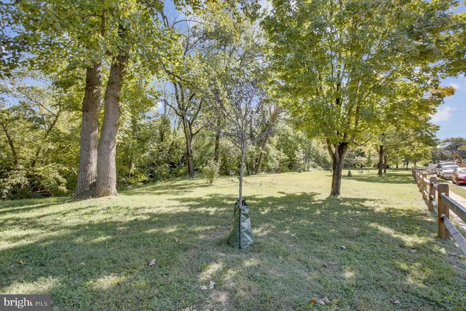 1300 ARMY NAVY DR #321, ARLINGTON, Virginia 22202, 1 Bedroom Bedrooms, ,1 BathroomBathrooms,Residential,For sale,1300 ARMY NAVY DR #321,VAAR2054044 MLS # VAAR2054044