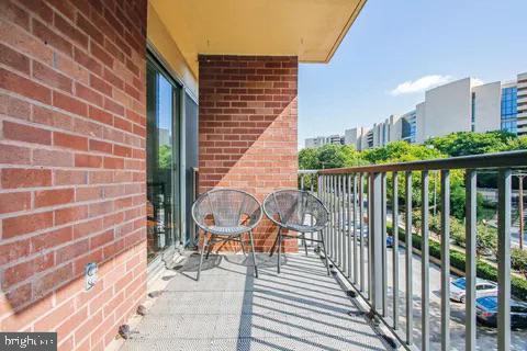1300 ARMY NAVY DR #321, ARLINGTON, Virginia 22202, 1 Bedroom Bedrooms, ,1 BathroomBathrooms,Residential,For sale,1300 ARMY NAVY DR #321,VAAR2054044 MLS # VAAR2054044