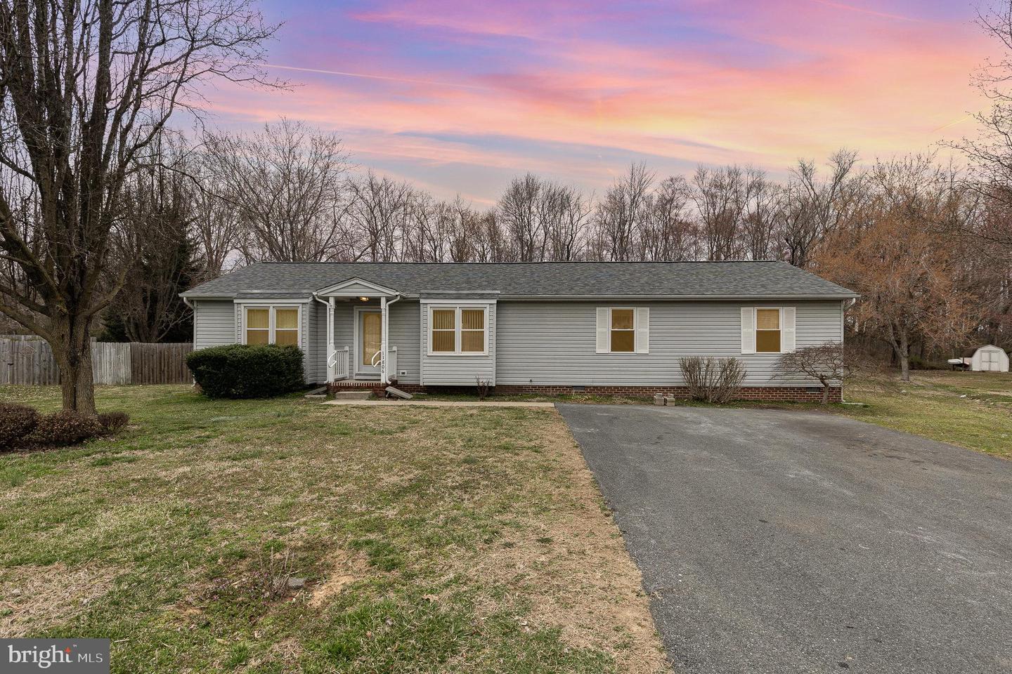 11806 HIGHLAND OAKS DR, FREDERICKSBURG, Virginia 22407, 3 Bedrooms Bedrooms, ,2 BathroomsBathrooms,Residential,For sale,11806 HIGHLAND OAKS DR,VASP2031182 MLS # VASP2031182