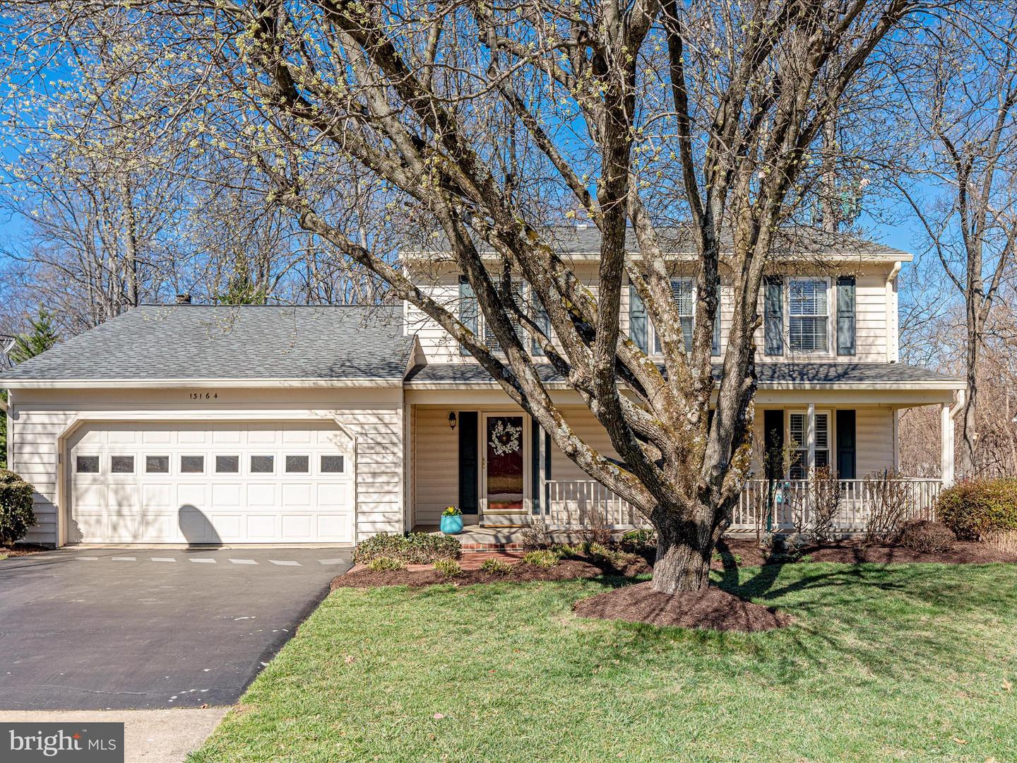 13164 AUTUMN HILL LN, HERNDON, Virginia 20171, 4 Bedrooms Bedrooms, ,2 BathroomsBathrooms,Residential,For sale,13164 AUTUMN HILL LN,VAFX2225936 MLS # VAFX2225936