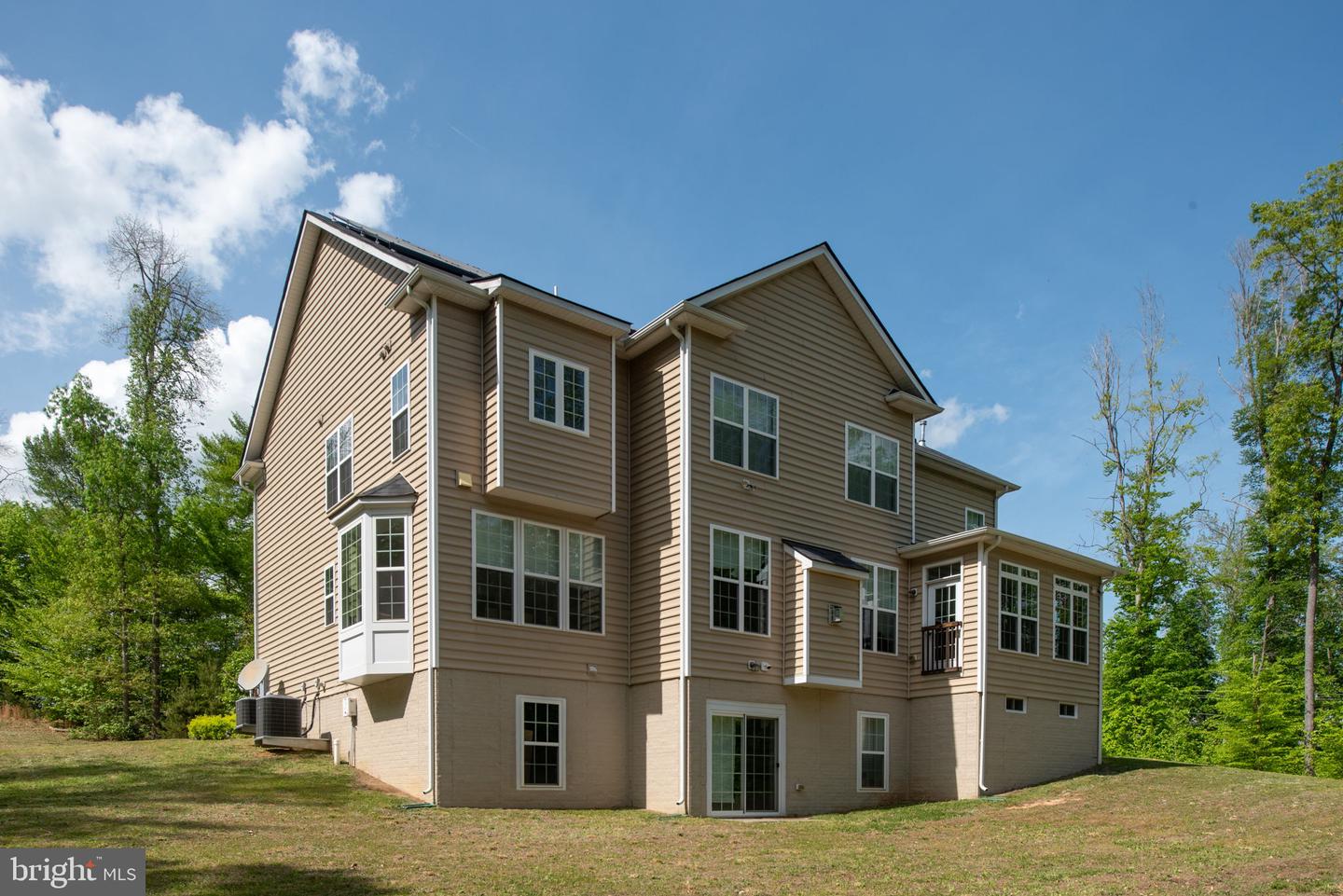 20 GLENBOGLE LN, STAFFORD, Virginia 22556, 5 Bedrooms Bedrooms, ,5 BathroomsBathrooms,Residential,For sale,20 GLENBOGLE LN,VAST2036672 MLS # VAST2036672