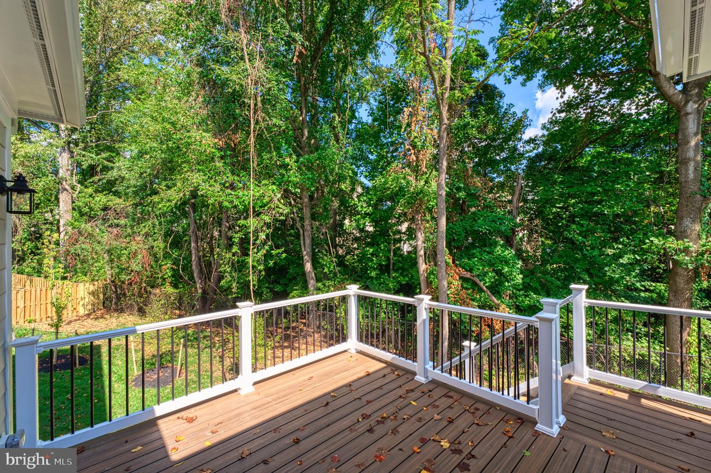 389 HOLMES DR NW, VIENNA, Virginia 22180, 5 Bedrooms Bedrooms, ,5 BathroomsBathrooms,Residential,For sale,389 HOLMES DR NW,VAFX2228210 MLS # VAFX2228210