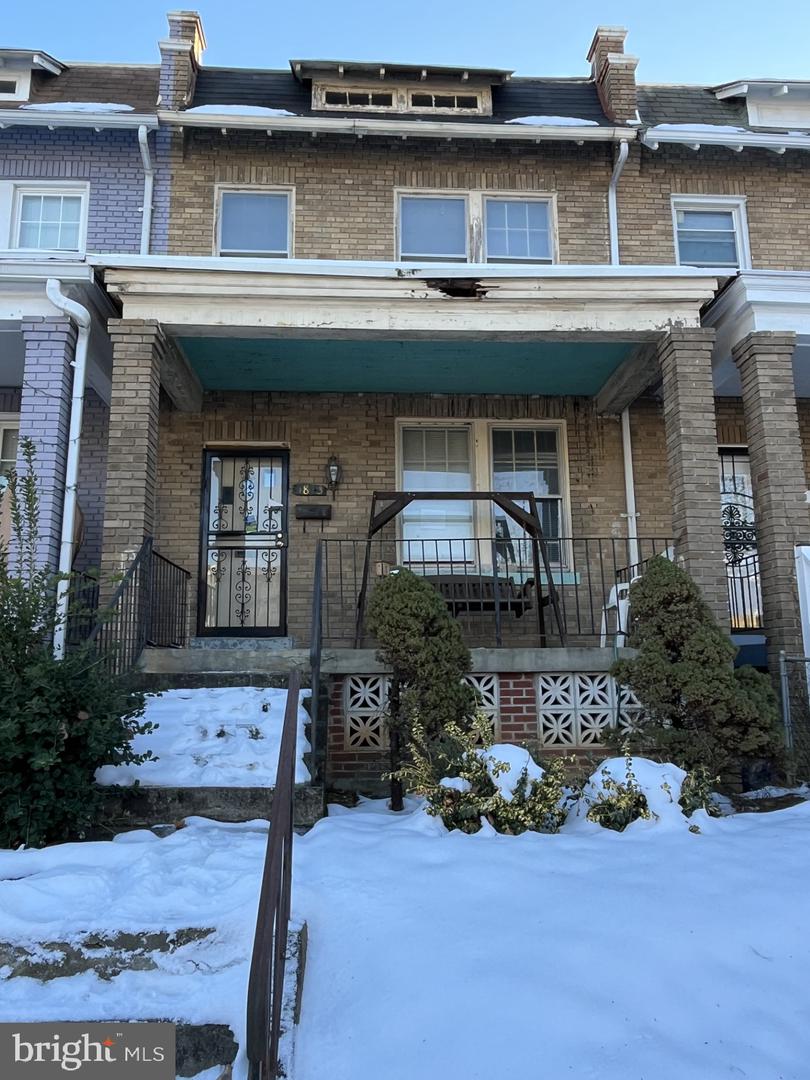1813 M ST NE, WASHINGTON, District Of Columbia 20002, 3 Bedrooms Bedrooms, ,1 BathroomBathrooms,Residential,For sale,1813 M ST NE,DCDC2191034 MLS # DCDC2191034