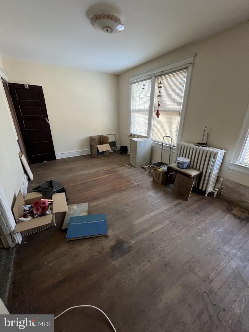 1813 M ST NE, WASHINGTON, District Of Columbia 20002, 3 Bedrooms Bedrooms, ,1 BathroomBathrooms,Residential,For sale,1813 M ST NE,DCDC2191034 MLS # DCDC2191034