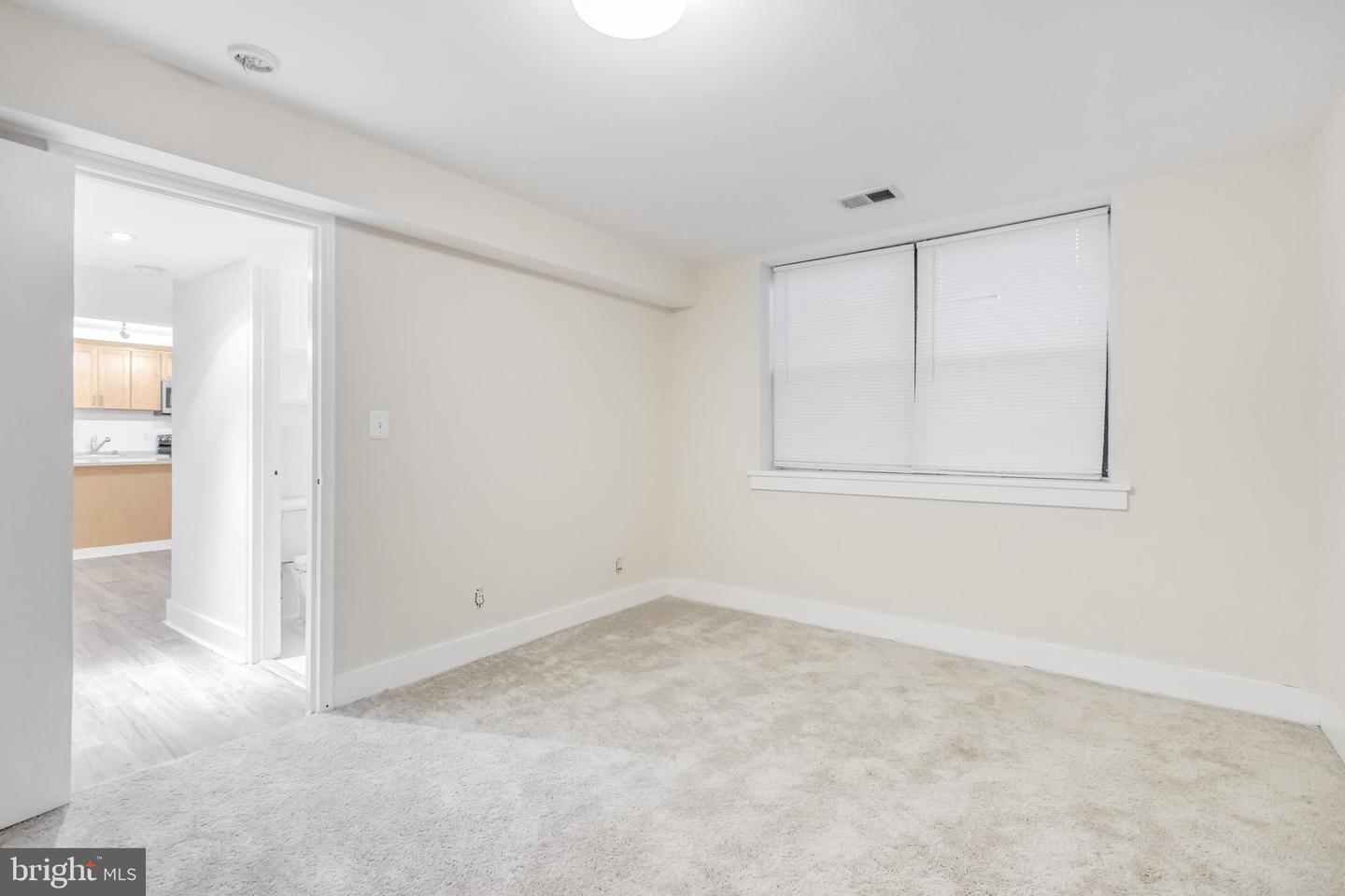 212 OAKWOOD ST SE #B-1, WASHINGTON, District Of Columbia 20032, 1 Bedroom Bedrooms, ,1 BathroomBathrooms,Residential,For sale,212 OAKWOOD ST SE #B-1,DCDC2191220 MLS # DCDC2191220