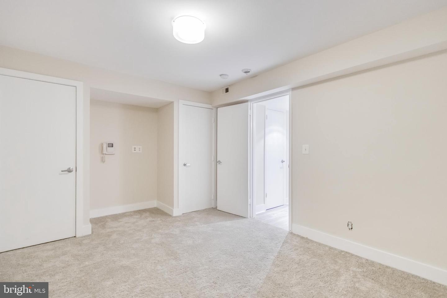 212 OAKWOOD ST SE #B-1, WASHINGTON, District Of Columbia 20032, 1 Bedroom Bedrooms, ,1 BathroomBathrooms,Residential,For sale,212 OAKWOOD ST SE #B-1,DCDC2191220 MLS # DCDC2191220