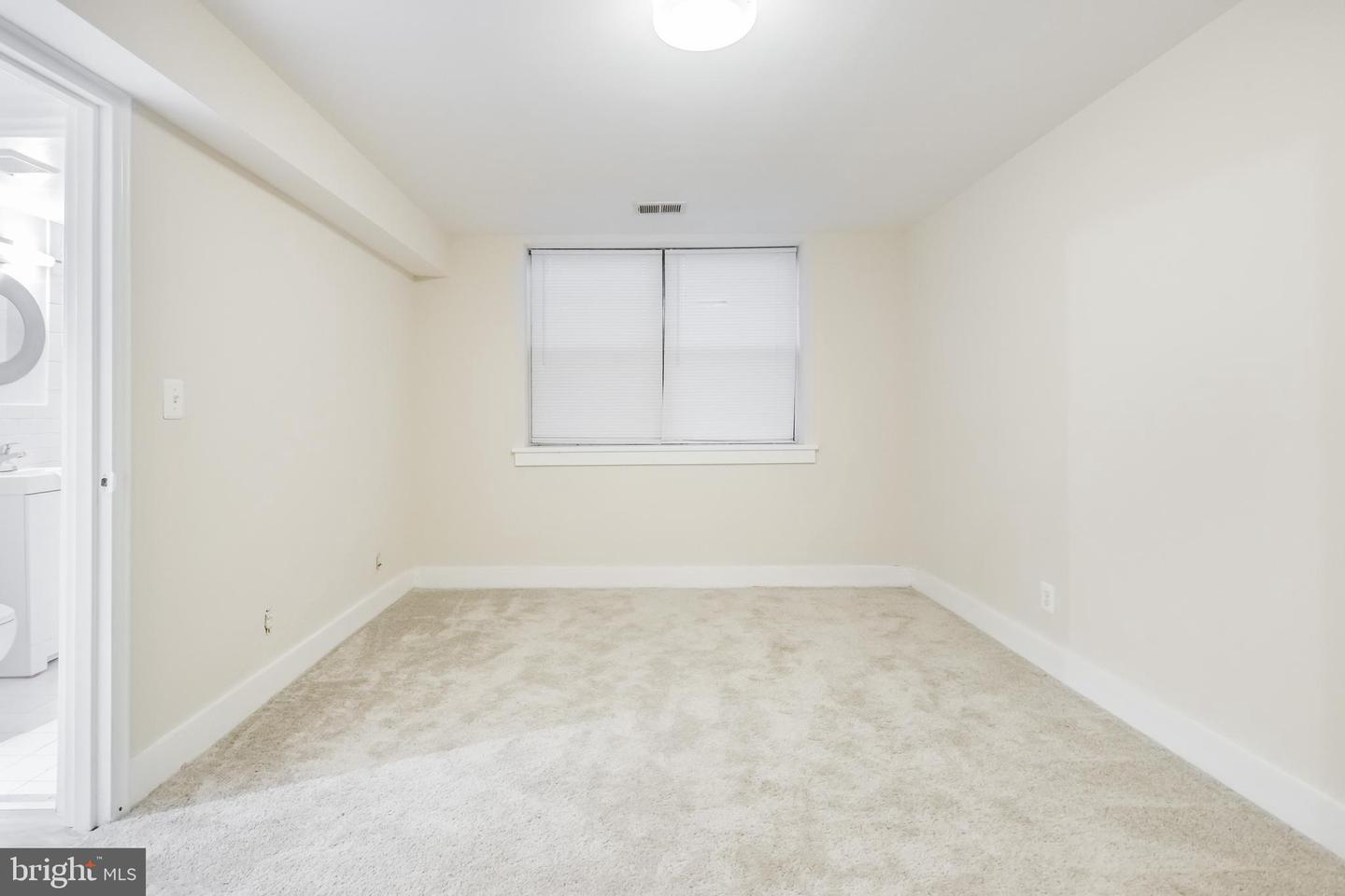 212 OAKWOOD ST SE #B-1, WASHINGTON, District Of Columbia 20032, 1 Bedroom Bedrooms, ,1 BathroomBathrooms,Residential,For sale,212 OAKWOOD ST SE #B-1,DCDC2191220 MLS # DCDC2191220