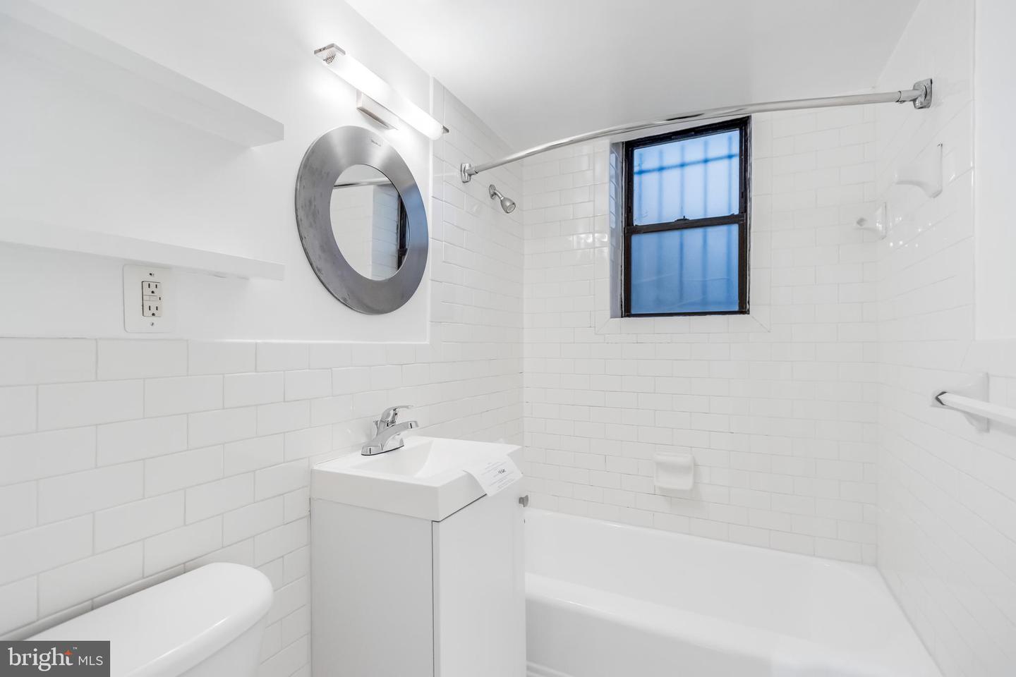 212 OAKWOOD ST SE #B-1, WASHINGTON, District Of Columbia 20032, 1 Bedroom Bedrooms, ,1 BathroomBathrooms,Residential,For sale,212 OAKWOOD ST SE #B-1,DCDC2191220 MLS # DCDC2191220