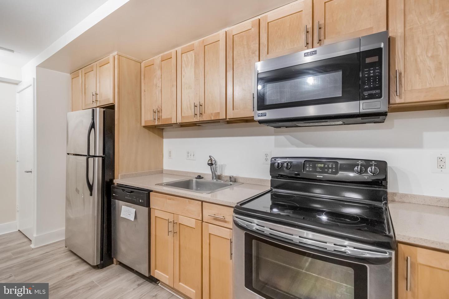 212 OAKWOOD ST SE #B-1, WASHINGTON, District Of Columbia 20032, 1 Bedroom Bedrooms, ,1 BathroomBathrooms,Residential,For sale,212 OAKWOOD ST SE #B-1,DCDC2191220 MLS # DCDC2191220