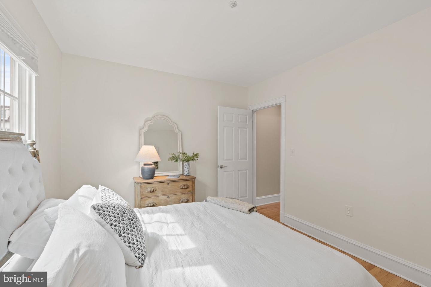 966 N WASHINGTON ST N, ALEXANDRIA, Virginia 22314, 3 Bedrooms Bedrooms, ,3 BathroomsBathrooms,Residential,For sale,966 N WASHINGTON ST N,VAAX2043026 MLS # VAAX2043026