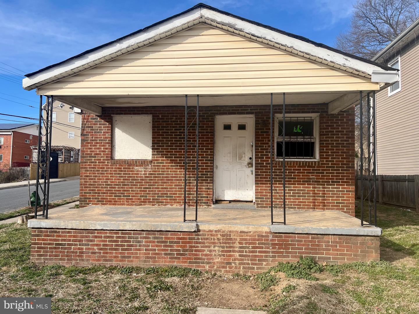 5100 QUEENS STROLL PL SE, WASHINGTON, District Of Columbia 20019, 2 Bedrooms Bedrooms, ,1 BathroomBathrooms,Residential,For sale,5100 QUEENS STROLL PL SE,DCDC2183966 MLS # DCDC2183966